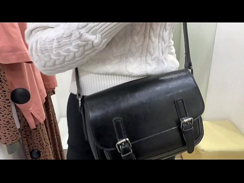 ❤️ Offentlig onani af ung kælling FeralBerry med en dildo i prøverummet ❤️❌ Anal porno at da.eviewporn-com.ru ❤